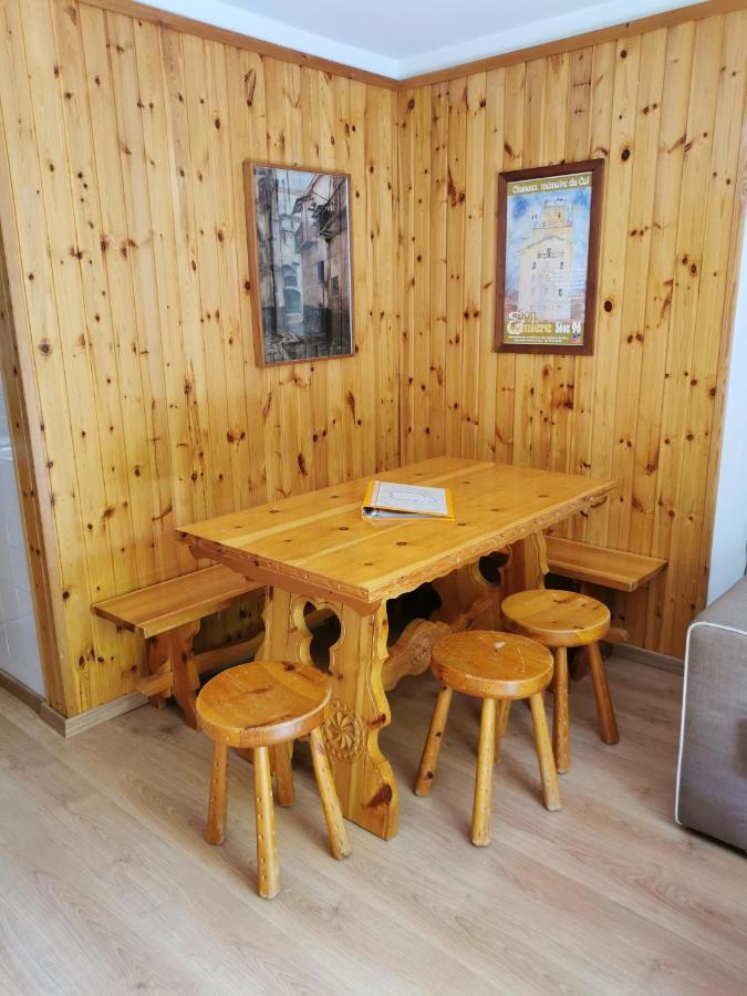 Appartamento Elda La Thuile Luaran gambar