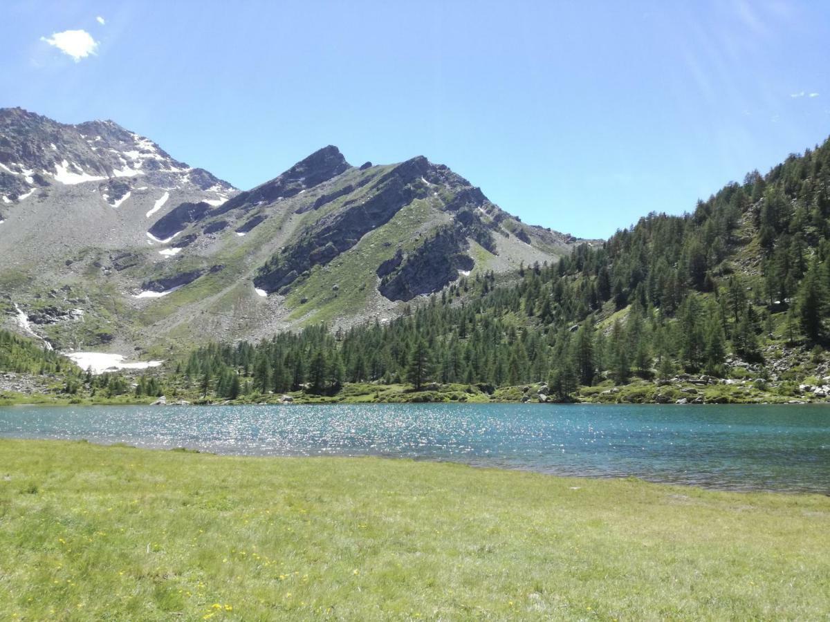 Appartamento Elda La Thuile Luaran gambar