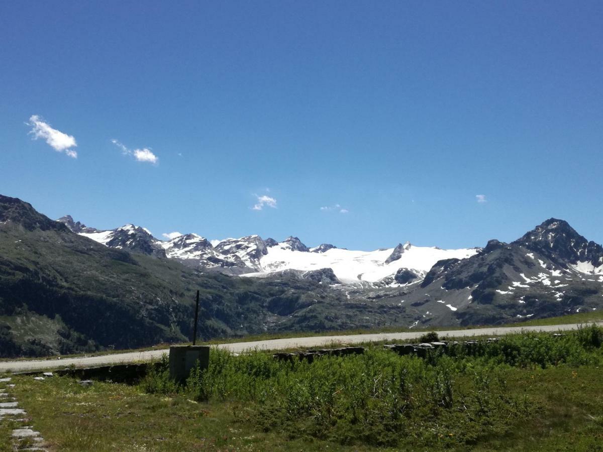 Appartamento Elda La Thuile Luaran gambar